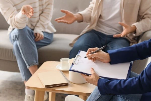 Image of divorce mediation Taunton in progress.